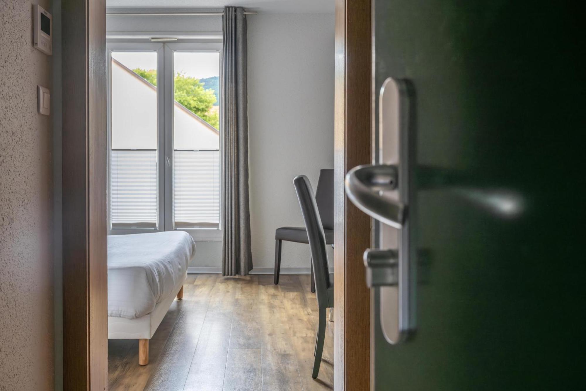 Hotel Colmar Vignes เอกิสไฮม์ ภายนอก รูปภาพ