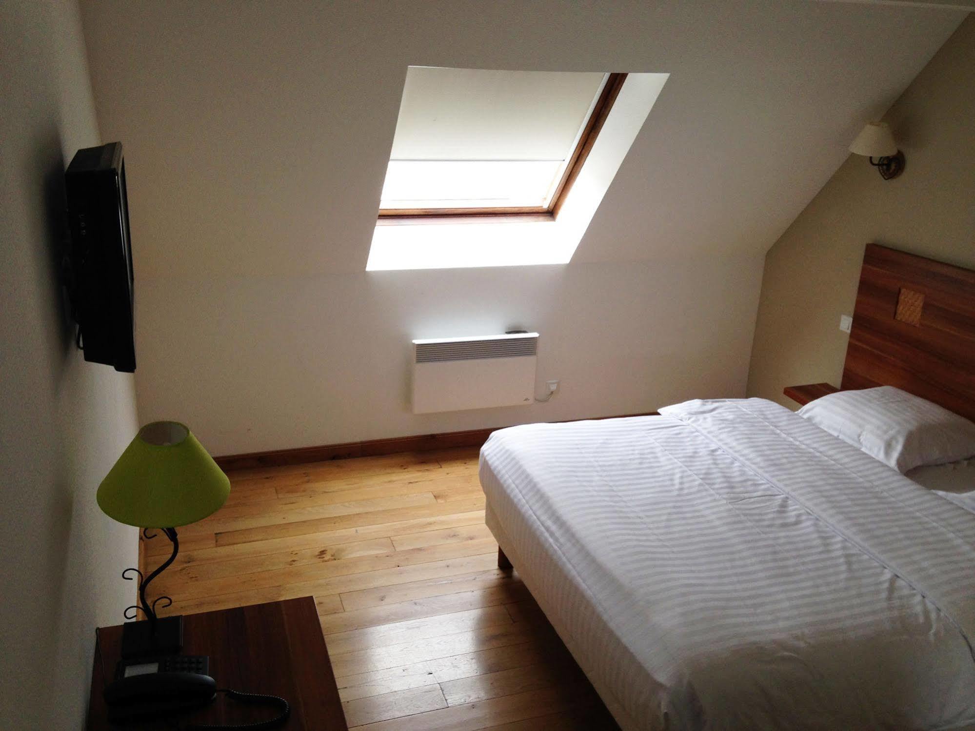 Hotel Colmar Vignes เอกิสไฮม์ ภายนอก รูปภาพ