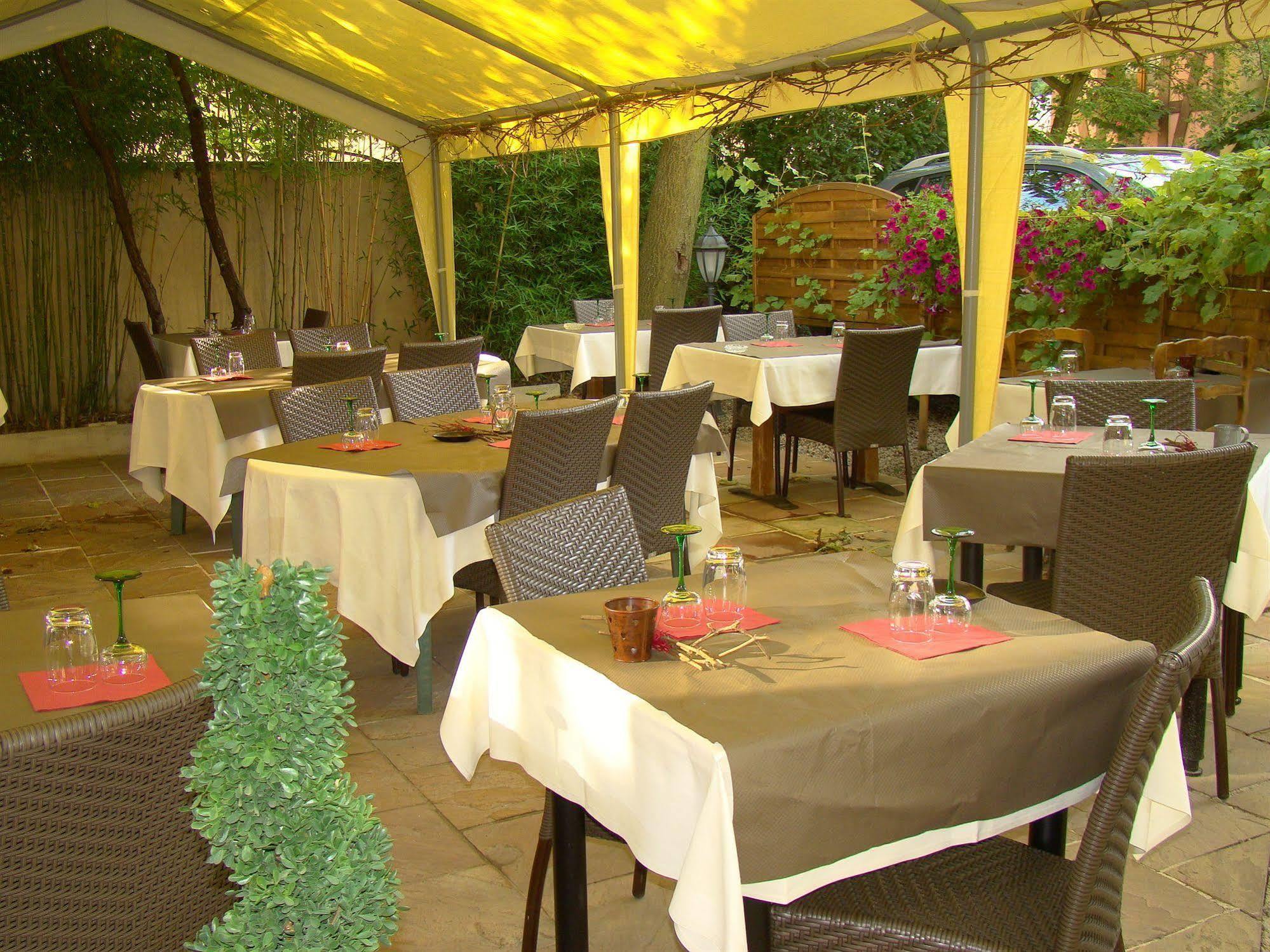 Hotel Colmar Vignes เอกิสไฮม์ ภายนอก รูปภาพ